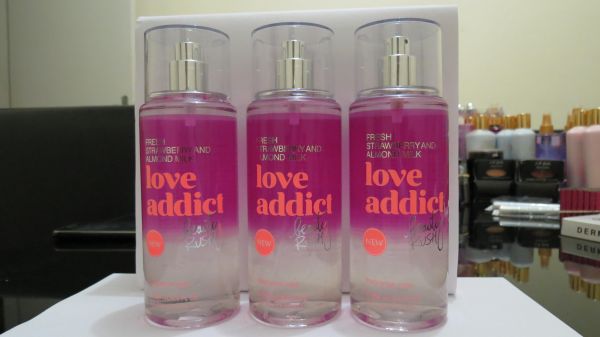 Love Addict perfume